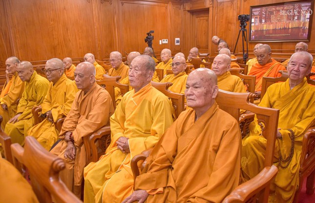 Đồng thời, trong Đại nghị Hội đồng Chứng minh sẽ phê duyệt danh sách tấn phong giáo phẩm hàng năm của Giáo hội Phật giáo Việt Nam