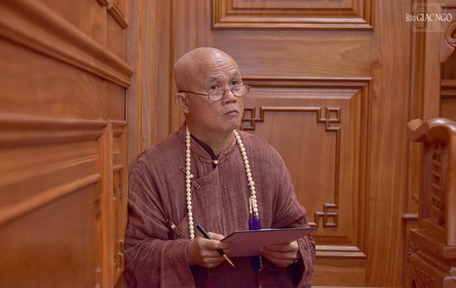 Thượng toạ Thích Giác Dũng, Thư ký Văn phòng Hội đồng Chứng minh khải bạch chương trình nghị sự tại Đại nghị lần III Hội đồng Chứng minh