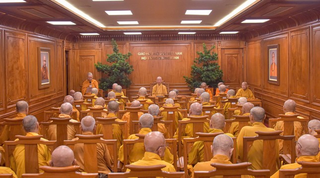 Chư vị Trưởng lão tham dự Đại nghị Hội đồng Chứng minh lần thứ III