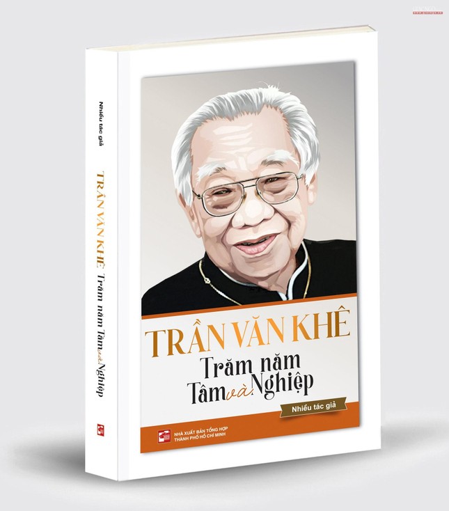 Bìa sách &quot;Trần Văn Khê trăm năm Tâm và Nghiệp&quot;