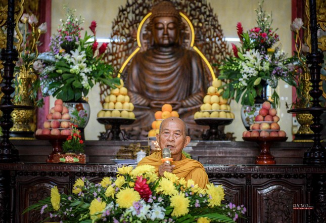 Hòa thượng Thích Giác Giới sách tấn Tăng Ni tu học Hòa thượng Thích Giác Giới sách tấn Tăng Ni tu học