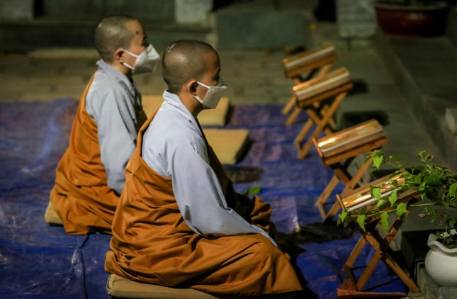 Trì niệm danh hiệu Ngài giúp mỗi người có lòng từ bi và trí tuệ rộng lớn