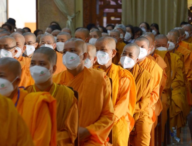 Ni giới Hệ phái Khất sĩ