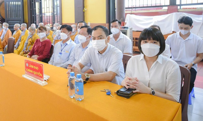 Chính quyền quận 4 tham dự buổi lễ Chính quyền quận 4 tham dự buổi lễ