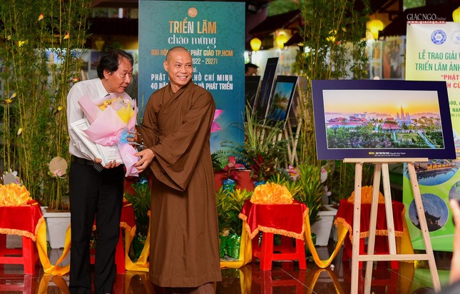 Tác phẩm "Mặt trời tỉnh thức" đạt giải Ba Tác phẩm "Mặt trời tỉnh thức" đạt giải Ba