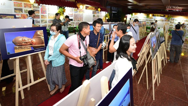 Niềm vui của nhiều khách tham quan Niềm vui của nhiều khách tham quan