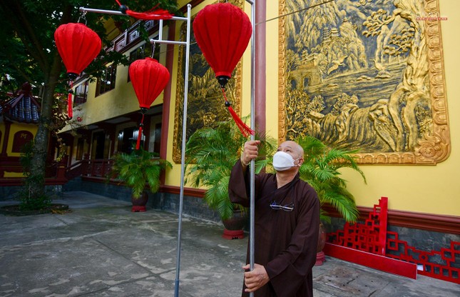 Treo lồng đèn trang trí Treo lồng đèn trang trí