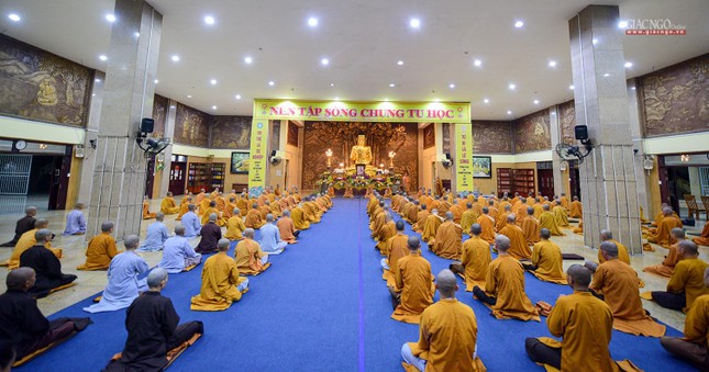 Có 145 hành giả là Sa-di, nam tập sự, Thức-xoa, Sa-di-ni, nữ tập sự tham dự khóa tu Có 145 hành giả là Sa-di, nam tập sự, Thức-xoa, Sa-di-ni, nữ tập sự tham dự khóa tu