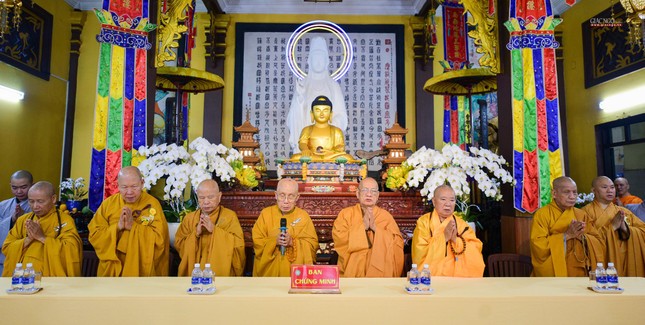 Chư tôn đức niệm Phật cầu gia hộ Chư tôn đức niệm Phật cầu gia hộ