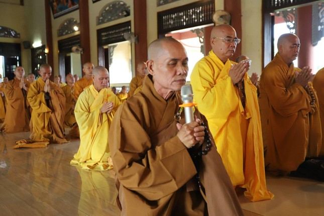 Các hành giả tác pháp Tự tứ