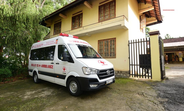 Tiểu ban Y tế với đội ngũ y bác sĩ túc trực thường xuyên, đảm bảo đầy đủ tiêu chuẩn 2K Tiểu ban Y tế với đội ngũ y bác sĩ túc trực thường xuyên, đảm bảo đầy đủ tiêu chuẩn 2K