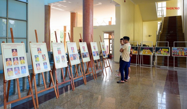 Khu vực triển lãm ảnh về kết quả hoạt động Phật sự nhiệm kỳ VII của Phật giáo tỉnh Thanh Hóa Khu vực triển lãm ảnh về kết quả hoạt động Phật sự nhiệm kỳ VII của Phật giáo tỉnh Thanh Hóa