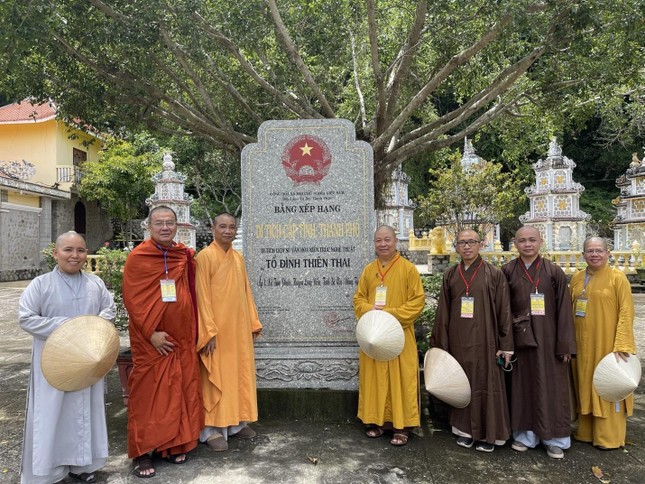 Khảo sát tại tổ đình Thiên Thai, Bà Rịa - Vũng Tàu - Ảnh: Thanh Thủy Khảo sát tại tổ đình Thiên Thai, Bà Rịa - Vũng Tàu - Ảnh: Thanh Thủy