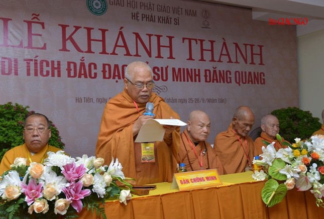 Hòa thượng Thích Giác Toàn đọc diễn văn khai mạc