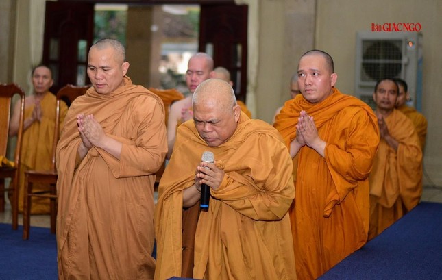 Hòa thượng Thích Giác Toàn tri ân tấm chân tình của chư tôn đức dành cho Trưởng lão Hòa thượng Thích Giác Phúc Hòa thượng Thích Giác Toàn tri ân tấm chân tình của chư tôn đức dành cho Trưởng lão Hòa thượng Thích Giác Phúc