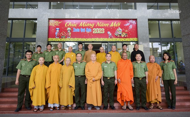 Chụp hình lưu niệm