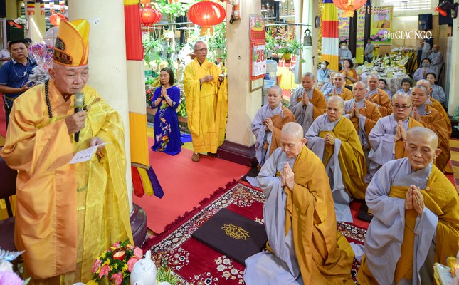 Lễ tưởng niệm Ni trưởng Thích nữ Giác Nhẫn tại chùa Sắc tứ Huệ Lâm Lễ tưởng niệm Ni trưởng Thích nữ Giác Nhẫn tại chùa Sắc tứ Huệ Lâm