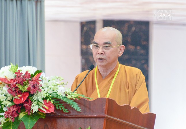Thượng tọa Thích Tĩnh Cường phát biểu chào mừng