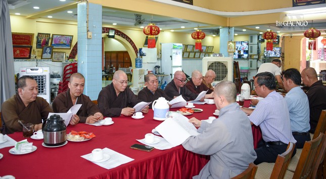 Toàn cảnh phiên họp của Ban Trị sự Phật giáo Q.8 chiều 28-4