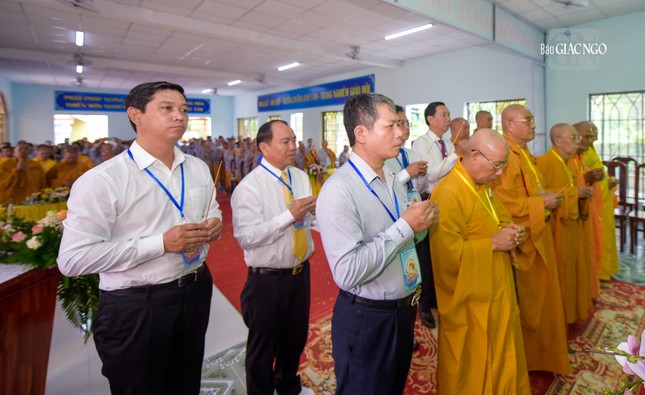 Thực hiện nghi thức Phật đản