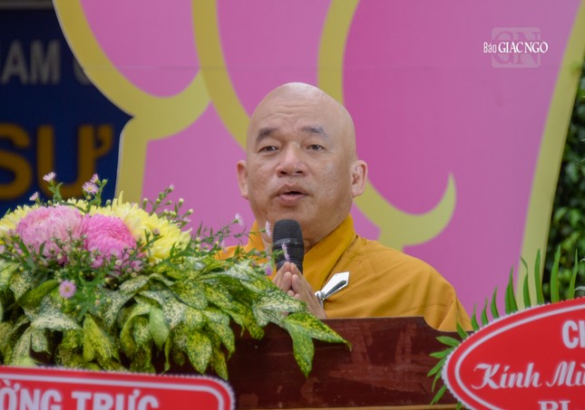 hượng tọa Thích Nhật Thiện đọc Diễn văn Phật đản của Hòa thượng Chủ tịch Hội đồng Trị sự