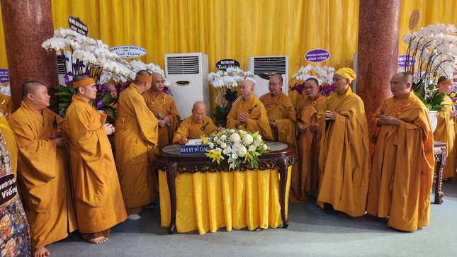 Ký sổ tang lưu niệm