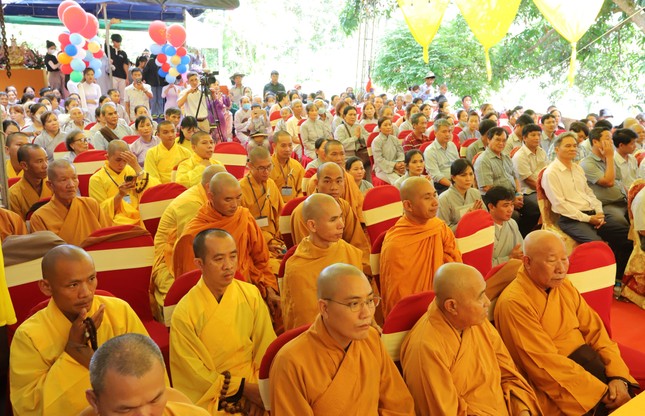 Tăng Ni, Phật tử tham dự