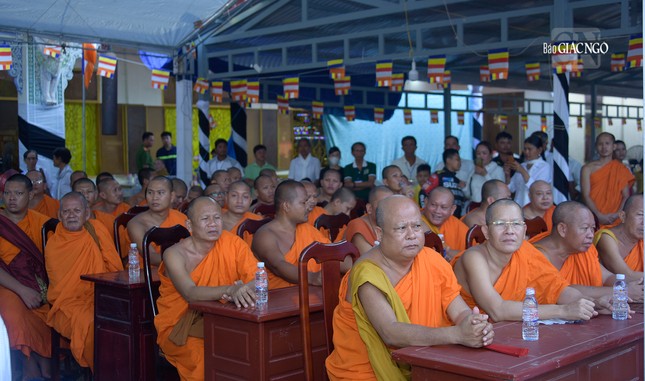 Đại diện chư Tăng hệ phái Nam tông Khmer Đại diện chư Tăng hệ phái Nam tông Khmer