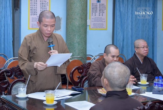 Đại đức Thích Đồng Phước báo cáo tổng kết các hoạt động Phật sự trong 9 tháng đầu năm của Ban Trị sự GHPGVN Q.1 Đại đức Thích Đồng Phước báo cáo tổng kết các hoạt động Phật sự trong 9 tháng đầu năm của Ban Trị sự GHPGVN Q.1