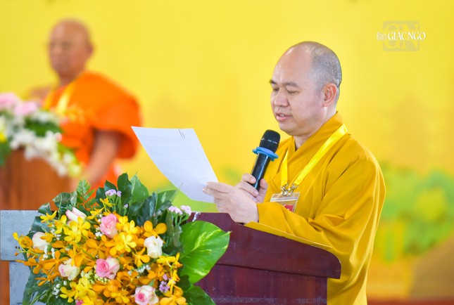 Thượng tọa Thích Đức Thiện phát biểu chào mừng
