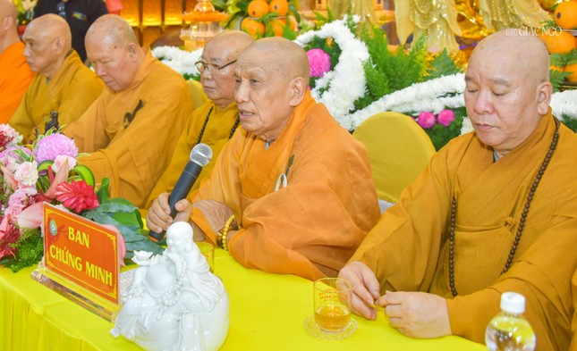 Hòa thượng Thích Hạnh Ngộ ban đạo từ Hòa thượng Thích Hạnh Ngộ ban đạo từ