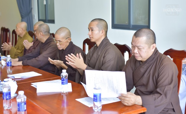 Chư Tăng tham dự Chư Tăng tham dự