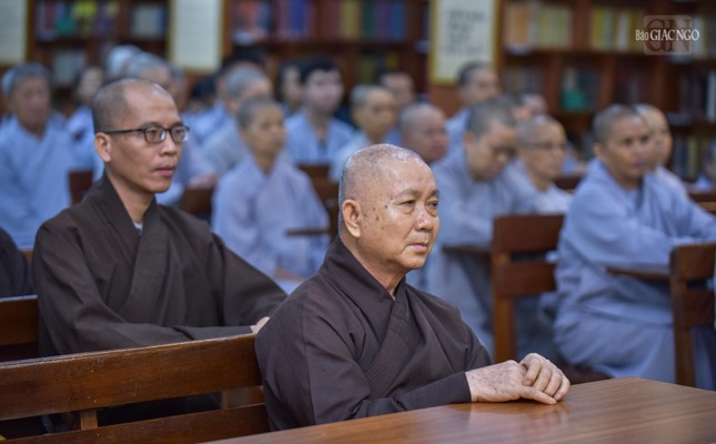 Hòa thượng Thích Hoằng Tri cùng các hành giả tham dự Hòa thượng Thích Hoằng Tri cùng các hành giả tham dự