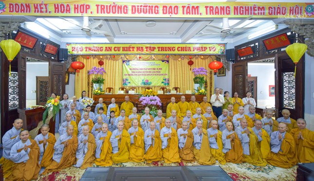 Chụp hình lưu niệm