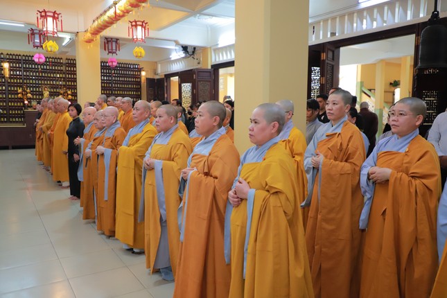 Chư Ni tham dự - Ảnh: Trung Thắng Chư Ni tham dự - Ảnh: Trung Thắng