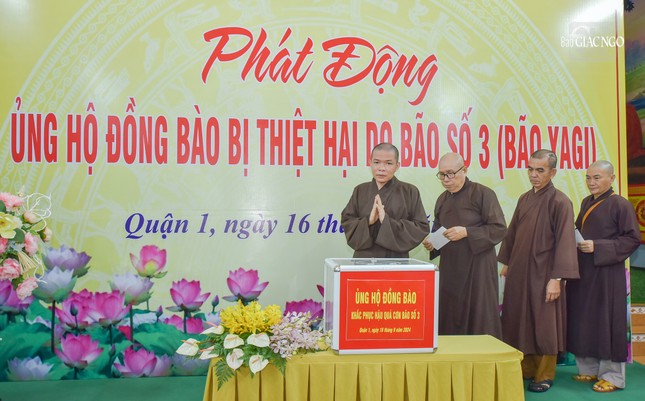 Chung lòng hướng về đồng bào miền Bắc Chung lòng hướng về đồng bào miền Bắc