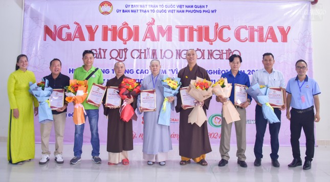 Đại diện các tự viện Phật giáo tham dự chương trình Đại diện các tự viện Phật giáo tham dự chương trình