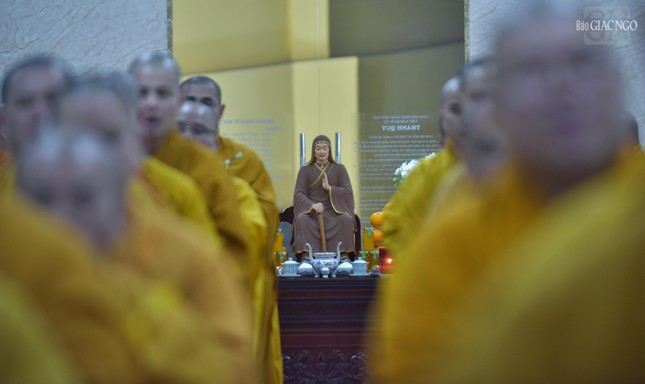 ...để hồi hướng công đức lành đến với chúng sanh