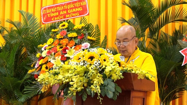Thượng tọa Thích Thường Tấn phát biểu khai mạc