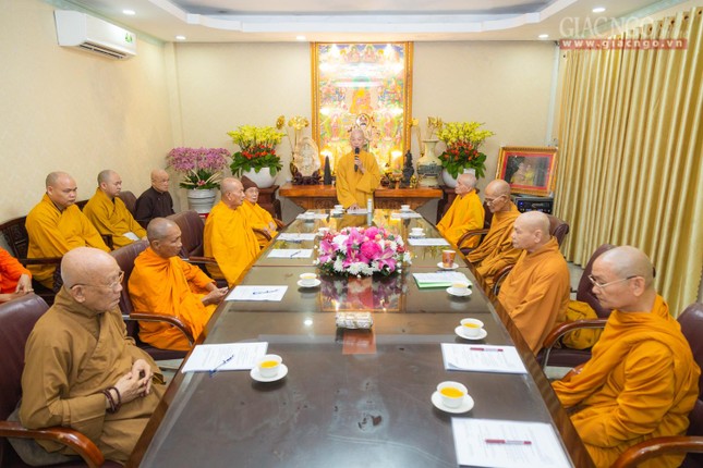 Trưởng lão Hòa thượng Thích Trí Quảng chủ trì hội nghị Trưởng lão Hòa thượng Thích Trí Quảng chủ trì hội nghị