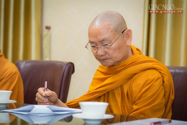 Trưởng lão Hòa thượng Viên Minh Trưởng lão Hòa thượng Viên Minh