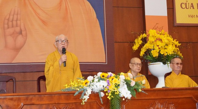 Hòa thượng Thích Như Tín ban đạo từ Hòa thượng Thích Như Tín ban đạo từ