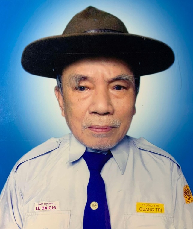 Chân dung Huynh trưởng cấp Dũng Tâm Hướng Lê Bá Chí (1937-2021) Chân dung Huynh trưởng cấp Dũng Tâm Hướng Lê Bá Chí (1937-2021)