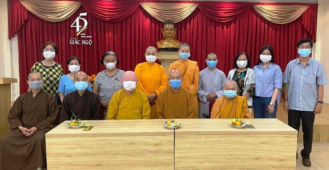 Các thành viên tham dự Các thành viên tham dự