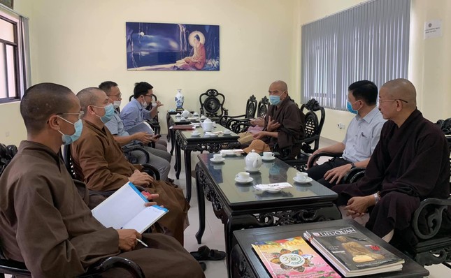 Buổi làm việc giữa các cơ quan chức năng và Hội đồng Điều hành ở Học viện Phật giáo VN tại Huế Buổi làm việc giữa các cơ quan chức năng và Hội đồng Điều hành ở Học viện Phật giáo VN tại Huế