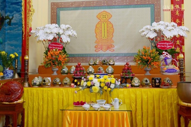 Hình ảnh nơi thờ tro cốt người dân qua đời vì Covid-19 tại chùa Long Hoa trưa ngày 14-8-2021 - Ảnh: Bảo Toàn Hình ảnh nơi thờ tro cốt người dân qua đời vì Covid-19 tại chùa Long Hoa trưa ngày 14-8-2021 - Ảnh: Bảo Toàn