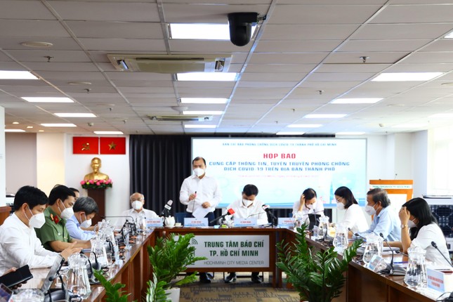 Quang cảnh cuộc họp báo công bố sáng 30-9-2021 - Ảnh: TTTBCTP.HCM Quang cảnh cuộc họp báo công bố sáng 30-9-2021 - Ảnh: TTTBCTP.HCM