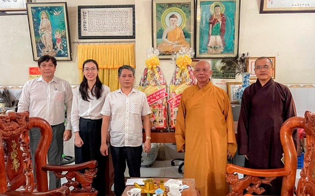 Tại Văn phòng Ban Trị sự GHPGVN huyện Nhà Bè Tại Văn phòng Ban Trị sự GHPGVN huyện Nhà Bè