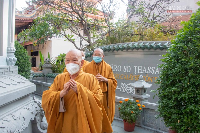 Lễ và viếng tháp Trưởng lão Hòa thượng Thích Minh Châu