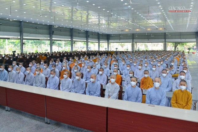 Hơn 1.100 Tăng Ni sinh viên các khóa trong buổi học trực tiếp đầu tiên sau kỳ nghỉ Tết Nhâm Dần